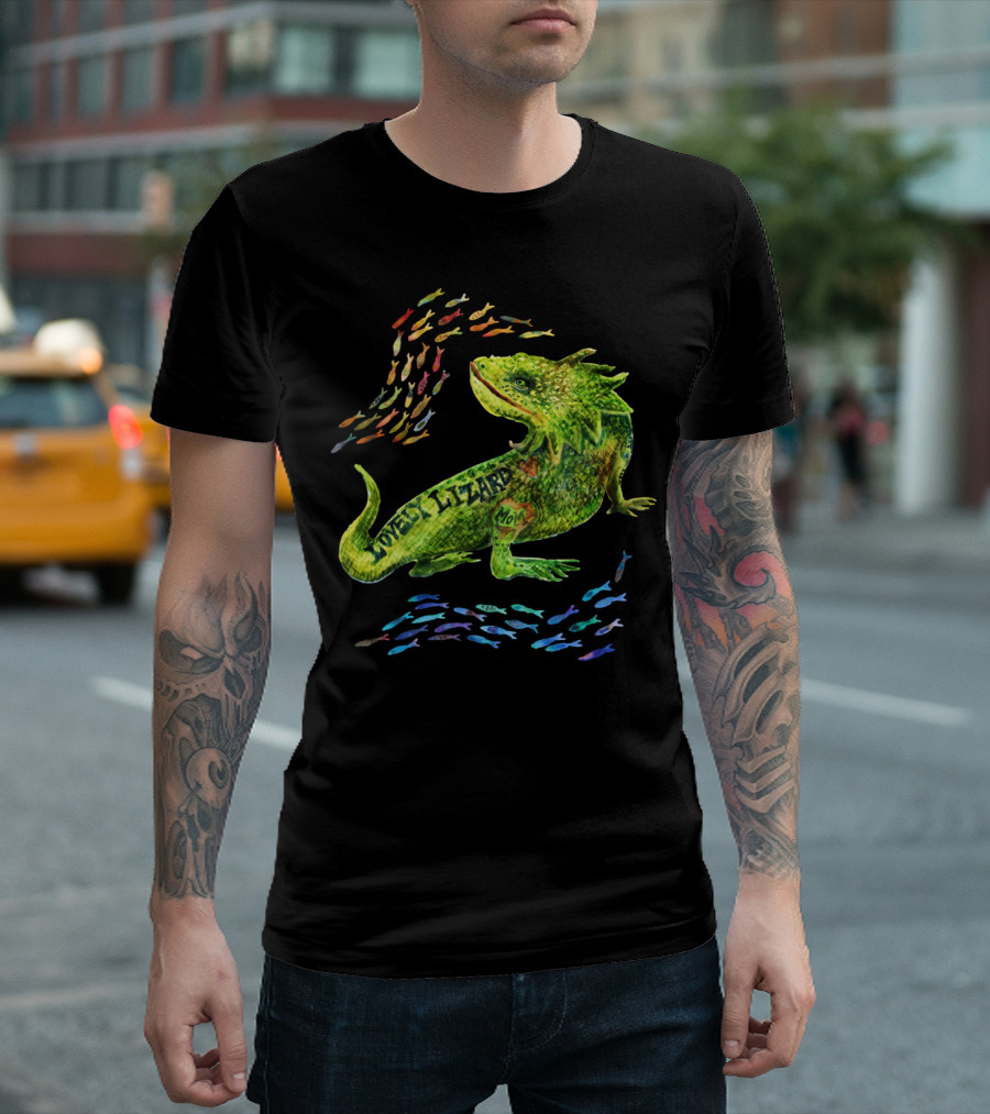 Lover Lizzy Lizard Mom With Fish Schools T-Shirt