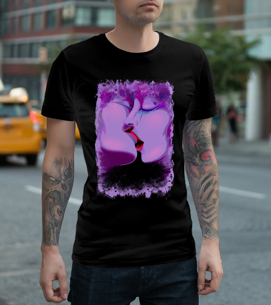 Lovers Kiss Ultraviolet Passionate Romance T-Shirt