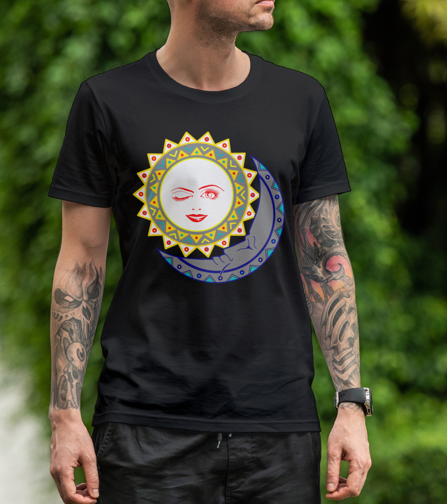 Dia Y Luna Sun Winking Face And Crescent Moon T-Shirt