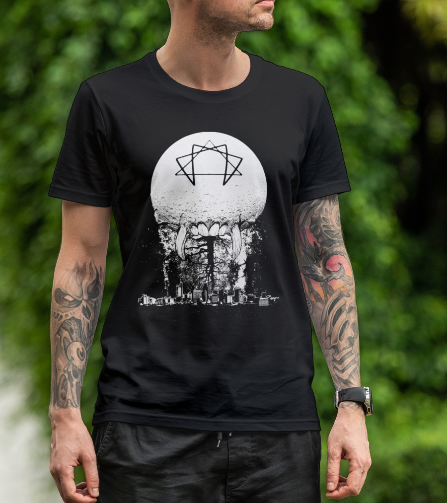 Food For The Moon Star Symbol Cityscape T-Shirt