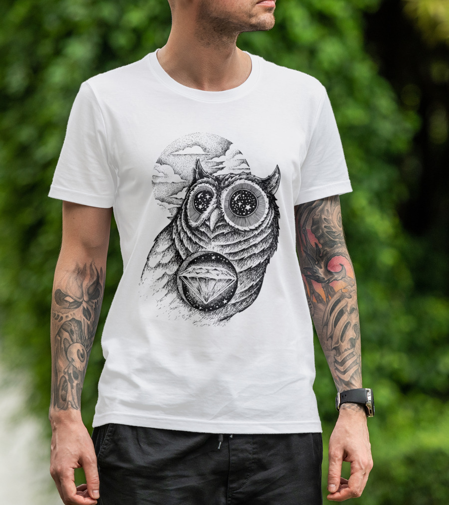 GALAXY EYES OWL WITH DIAMOND SYMBOL AND STAR-FILLED MOON BACKGROUND T-Shirt