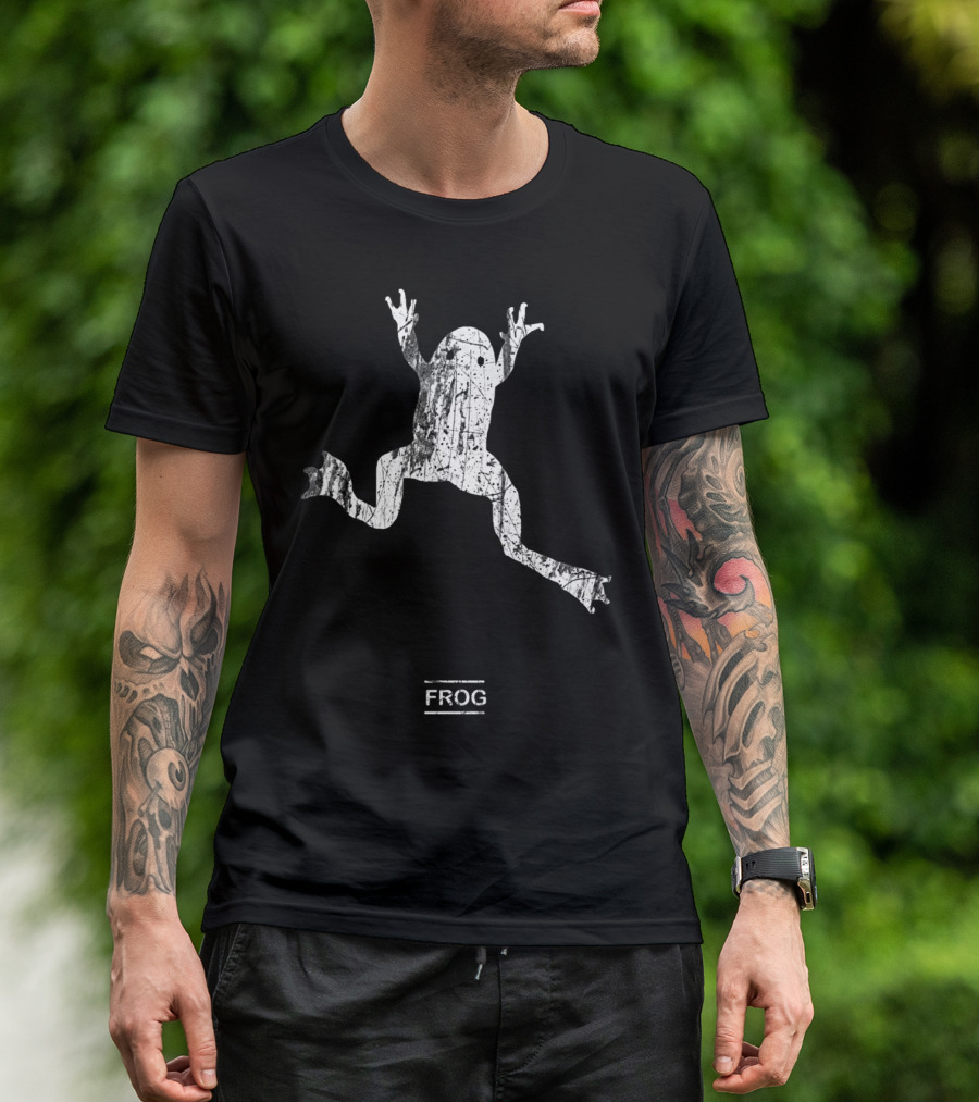 Scary Frog Textured Print T-Shirt