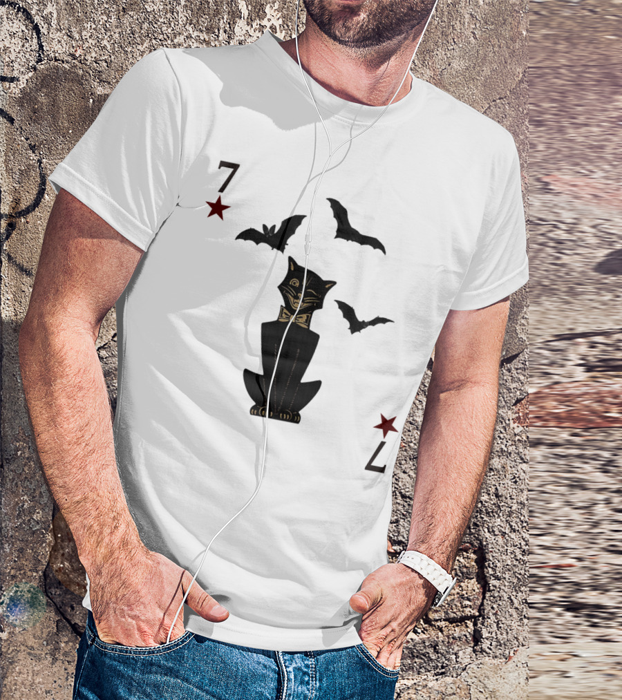 7 Cat Playing Card With Bats And Stars T-Shirt