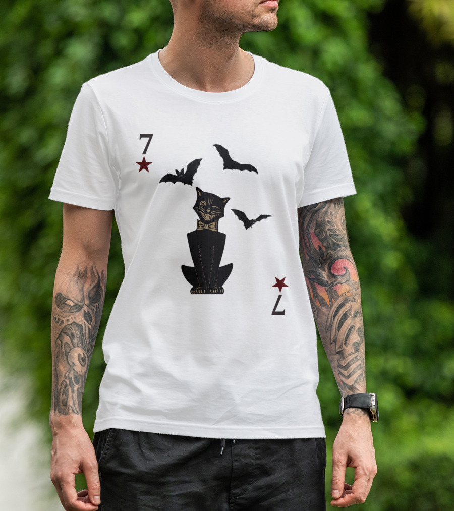 7 Cat Playing Card With Bats And Stars T-Shirt