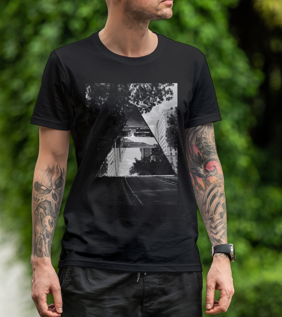 NYC Chaos Urban Reflections Triangular Visuals T-Shirt
