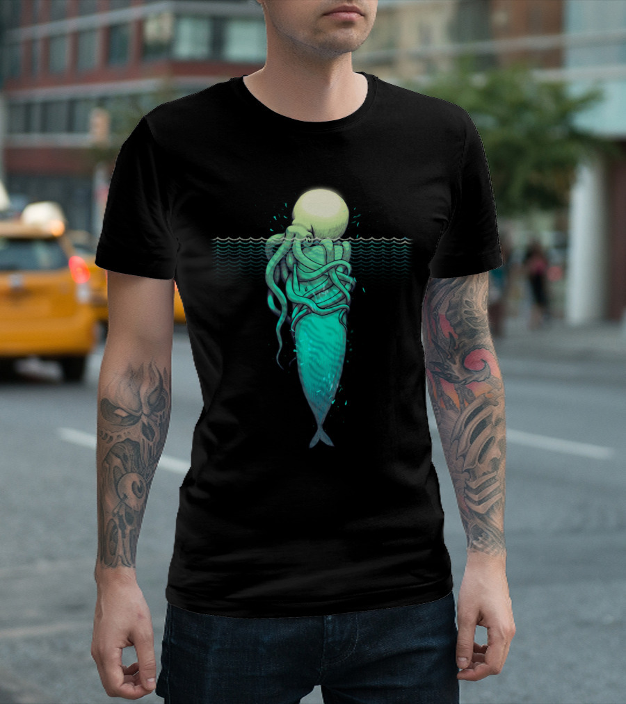 Fighting Whale Vs Kraken Underwater Showdown T-Shirt
