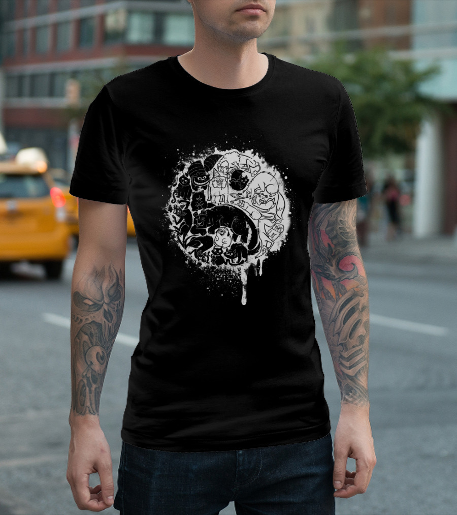 Pet Taoism White Splatter Cats and Dogs Zen Circle T-Shirt