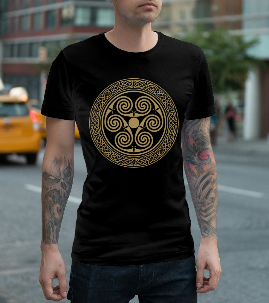 Celtic Knot Work Spirals Symbol Circle T-Shirt