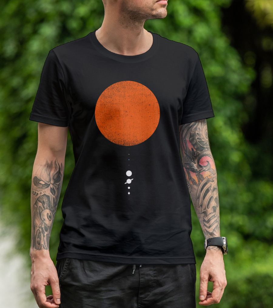 Minimal Solar System Planets Alignment With Large Central Sun T-Shirt