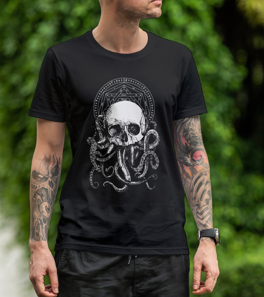 Pieces Of Cthulhu Occult Skull With Tentacles And Esoteric T-Shirt