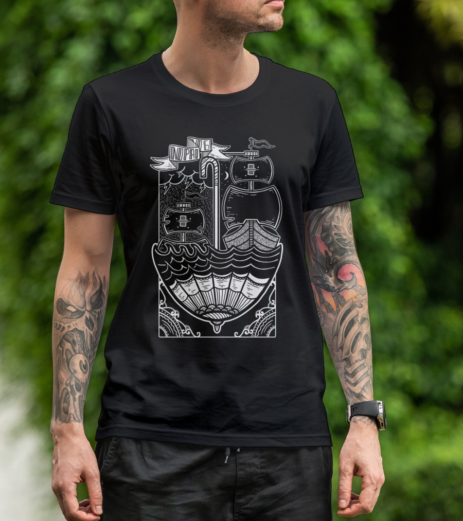 No Pad No Life Risk Adventure Ship Ocean Waves T-Shirt
