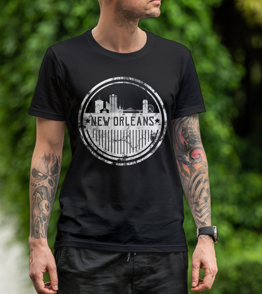 New Orleans Retro Cityscape Emblem T-Shirt