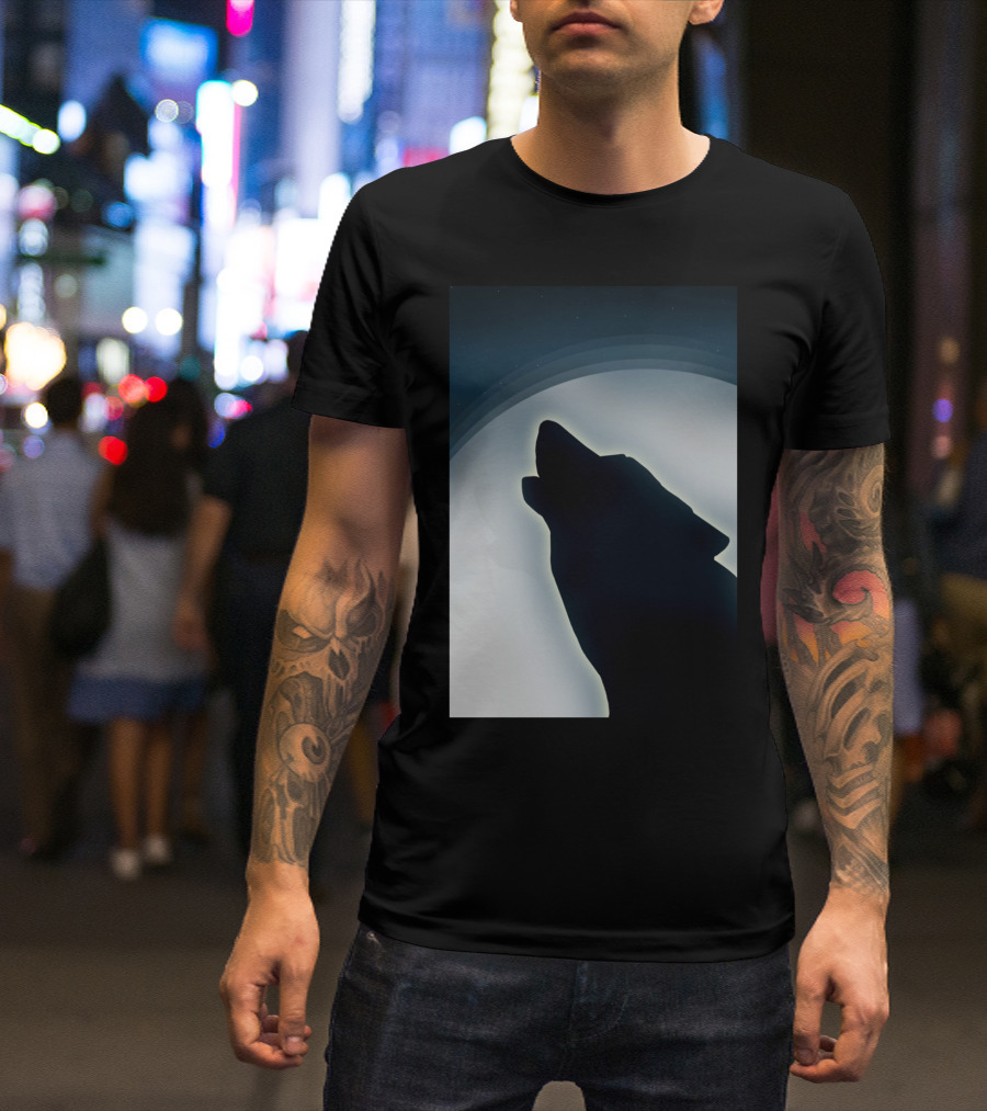 Howling Wolf Silhouette Under Starry Night Sky T-Shirt