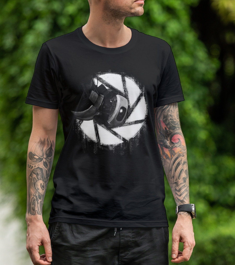 GLaDOS Aperture Science Still Alive T-Shirt