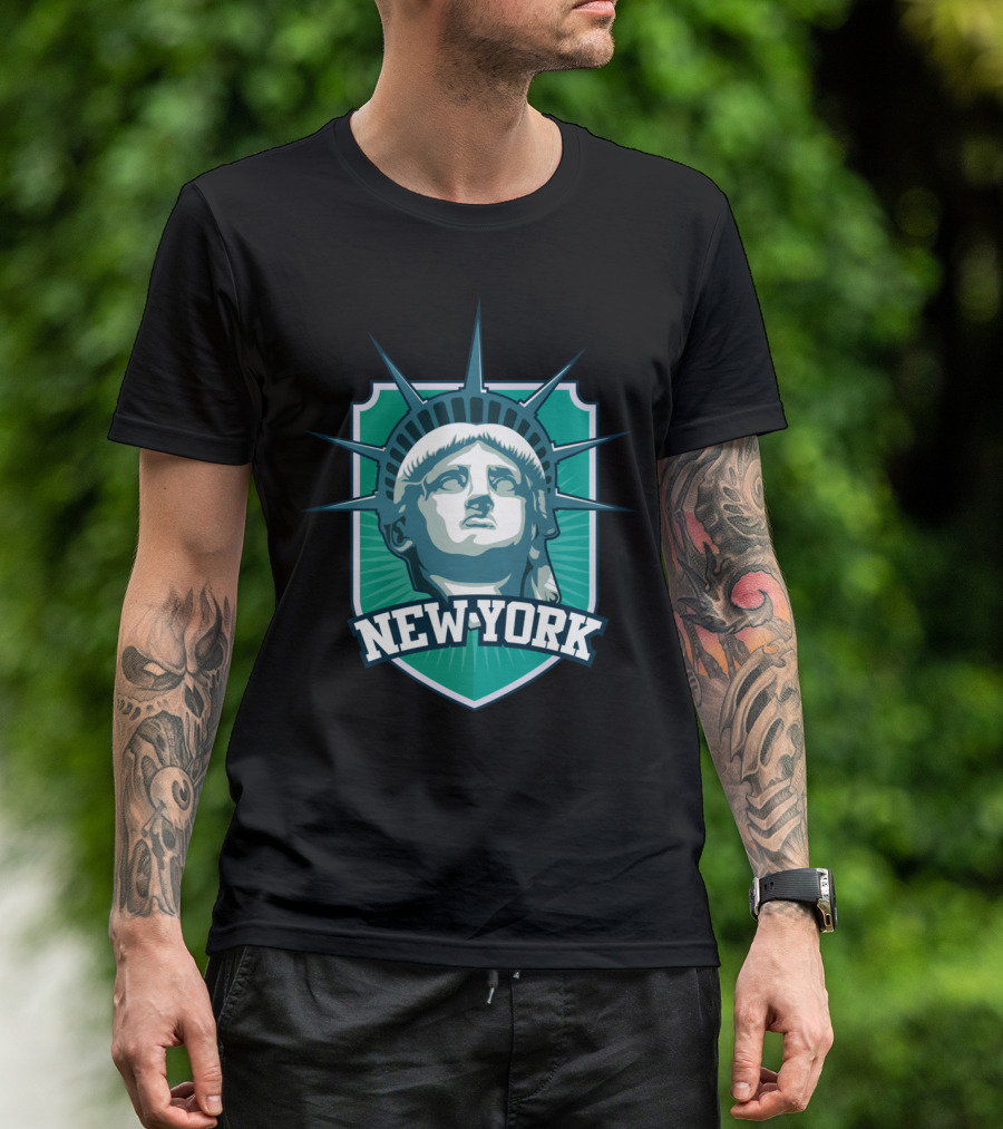 NEW YORK Statue Liberty Badge T-Shirt
