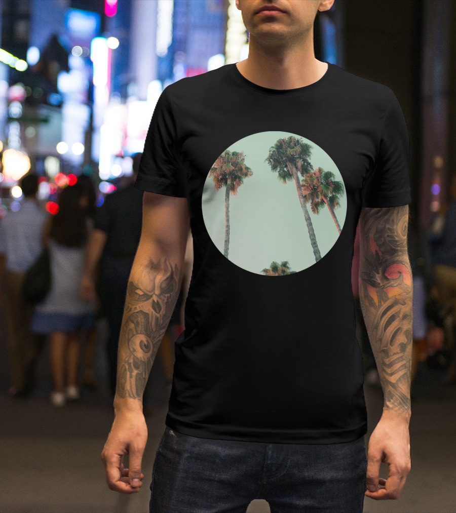 Palm Trees At Sunset Serene Sky Circle T-Shirt