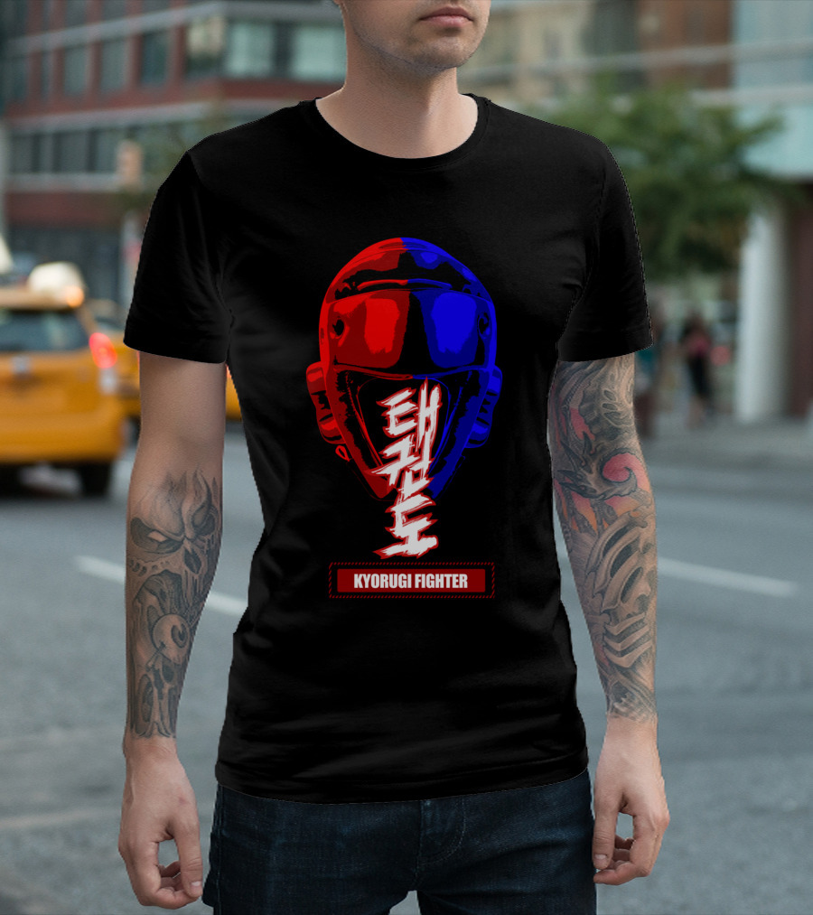 Kyorugi Fighter Taekwondo Crown Helmet Red And Blue T-Shirt