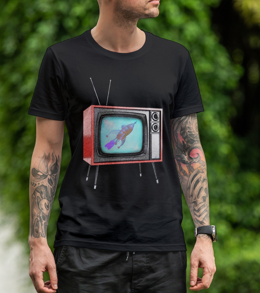 Retro TV Classic Spaceship Adventure T-Shirt