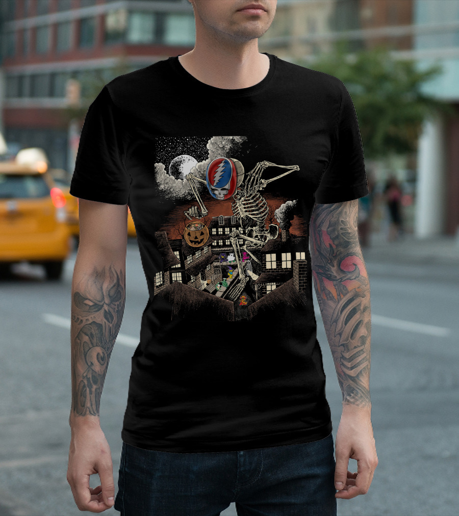 Grateful Dead Halloween Skeleton With Pumpkin and Dancing Bears Under Full Moon T-Shirt