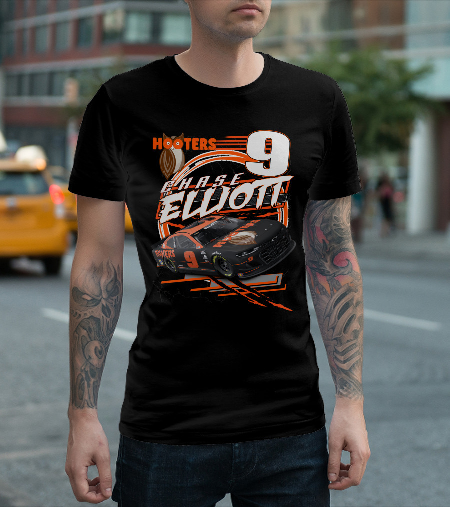 Chase Elliott Hooters 9 Nascar Racing Car T-Shirt