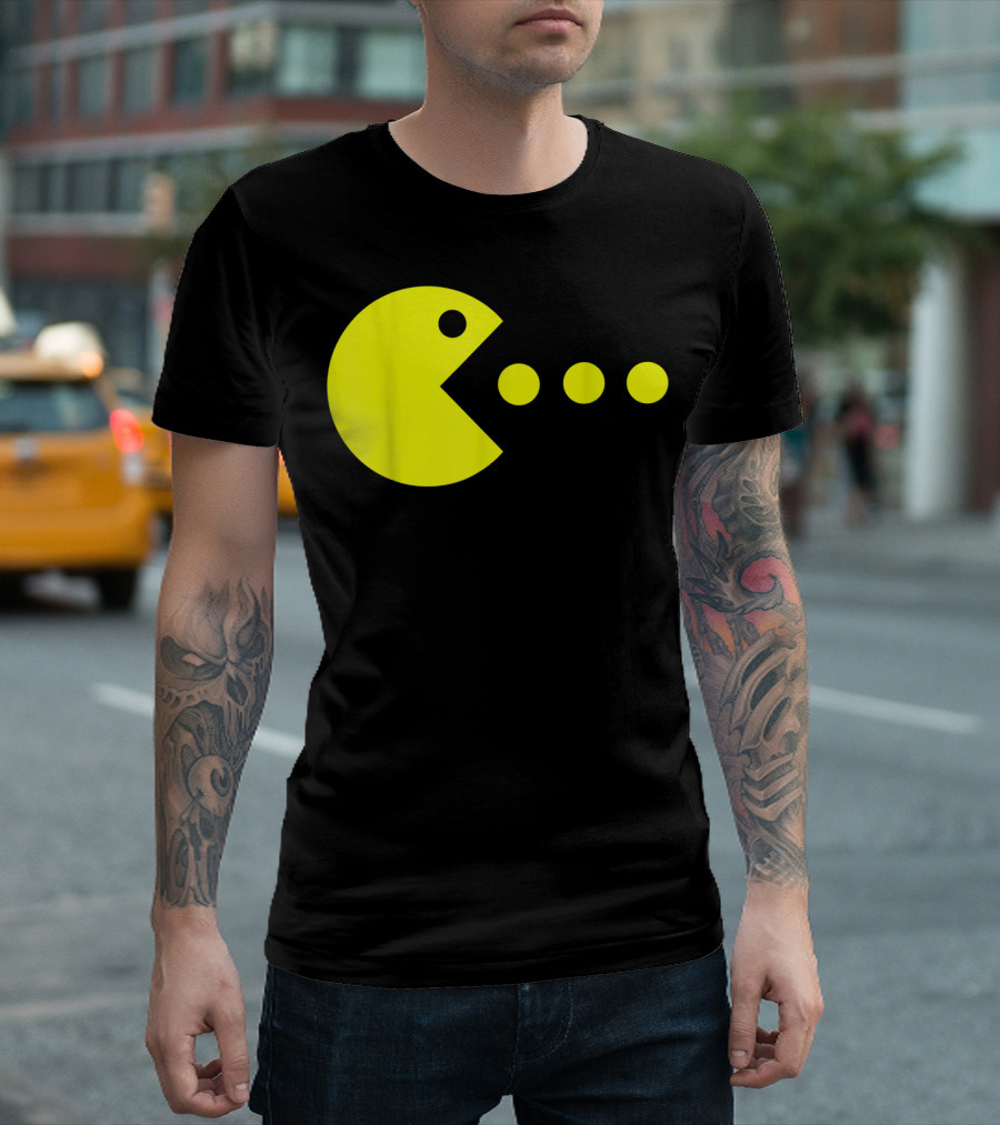 Funny Halloween Gaming Gamer Video Game Retro Icon Classic Yellow Character T-Shirt