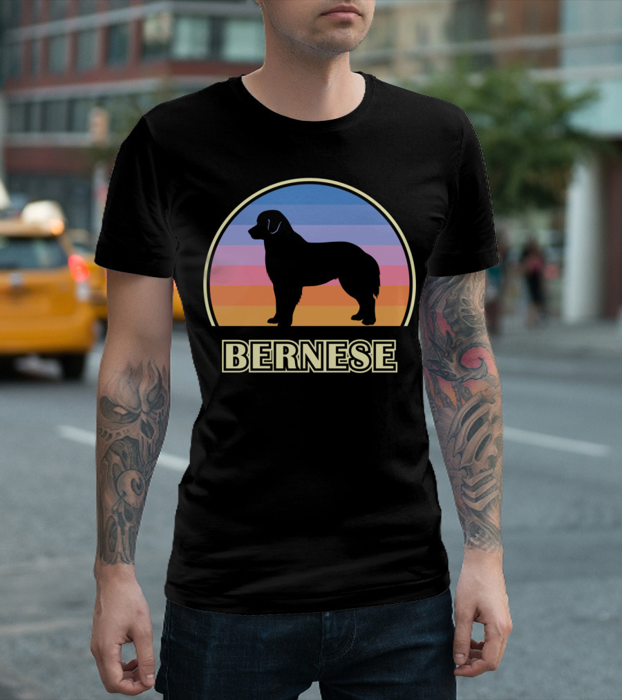 BERNESE MOUNTAIN DOG VINTAGE SUNSET T-Shirt