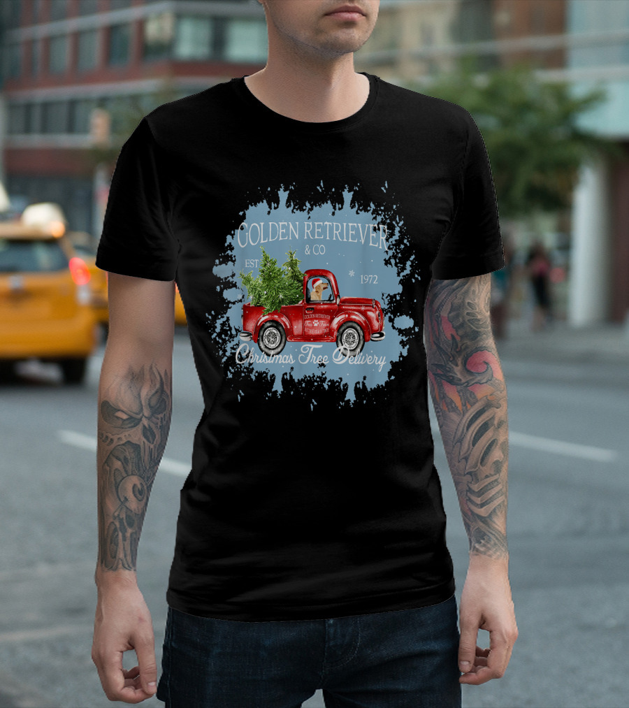 Golden Retriever And Co Vintage Christmas Tree Delivery Truck T-Shirt