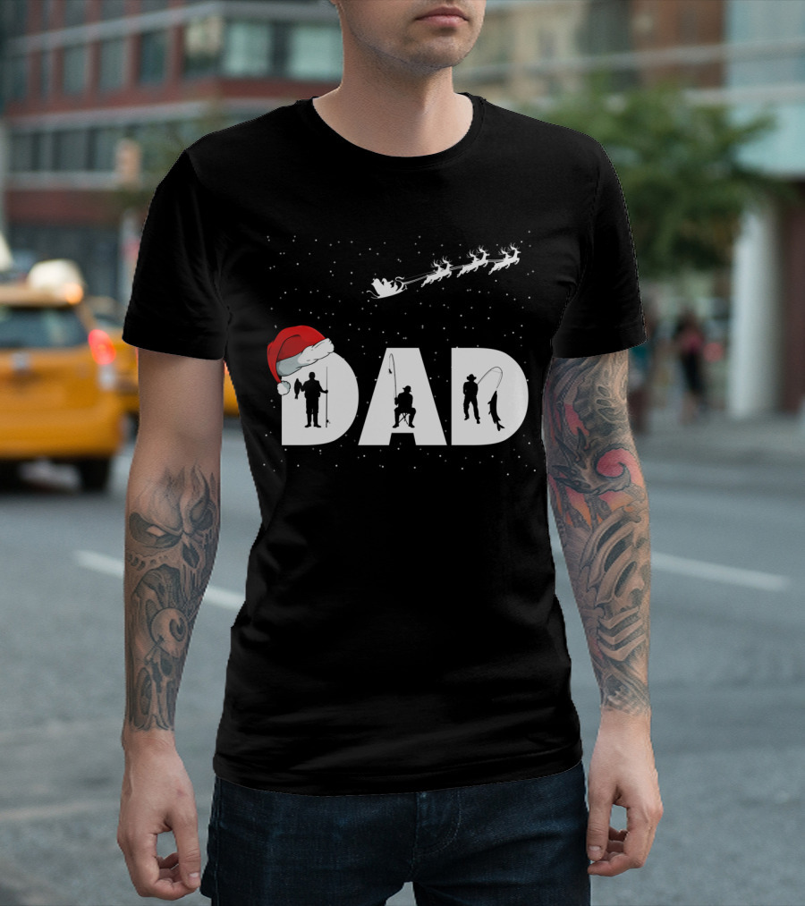 Santa Hat Fishing Dad Christmas Matching Outfits T-Shirt