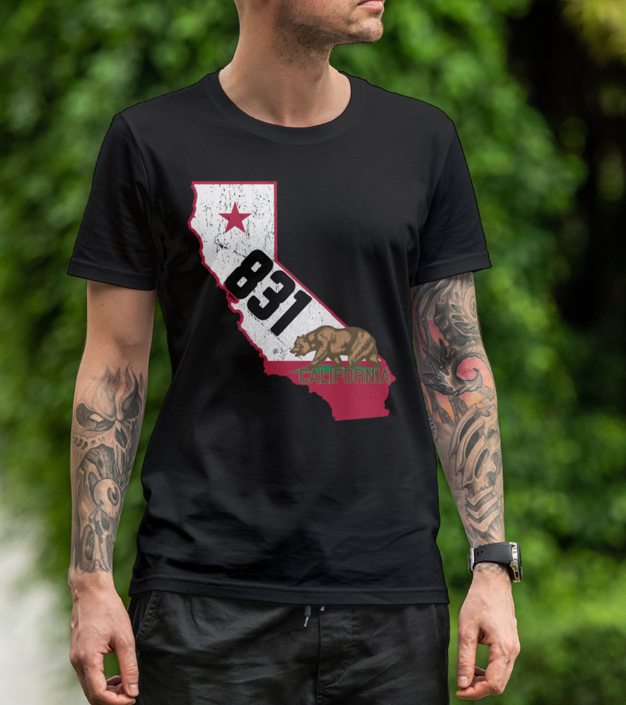 California Map Bear Design Monterey Area Code 831 T-Shirt