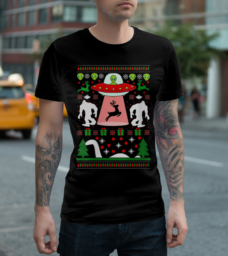 ALIEN UGLY CHRISTMAS SANTA UFO BIGFOOT LOCH NESS SCIFI T-Shirt