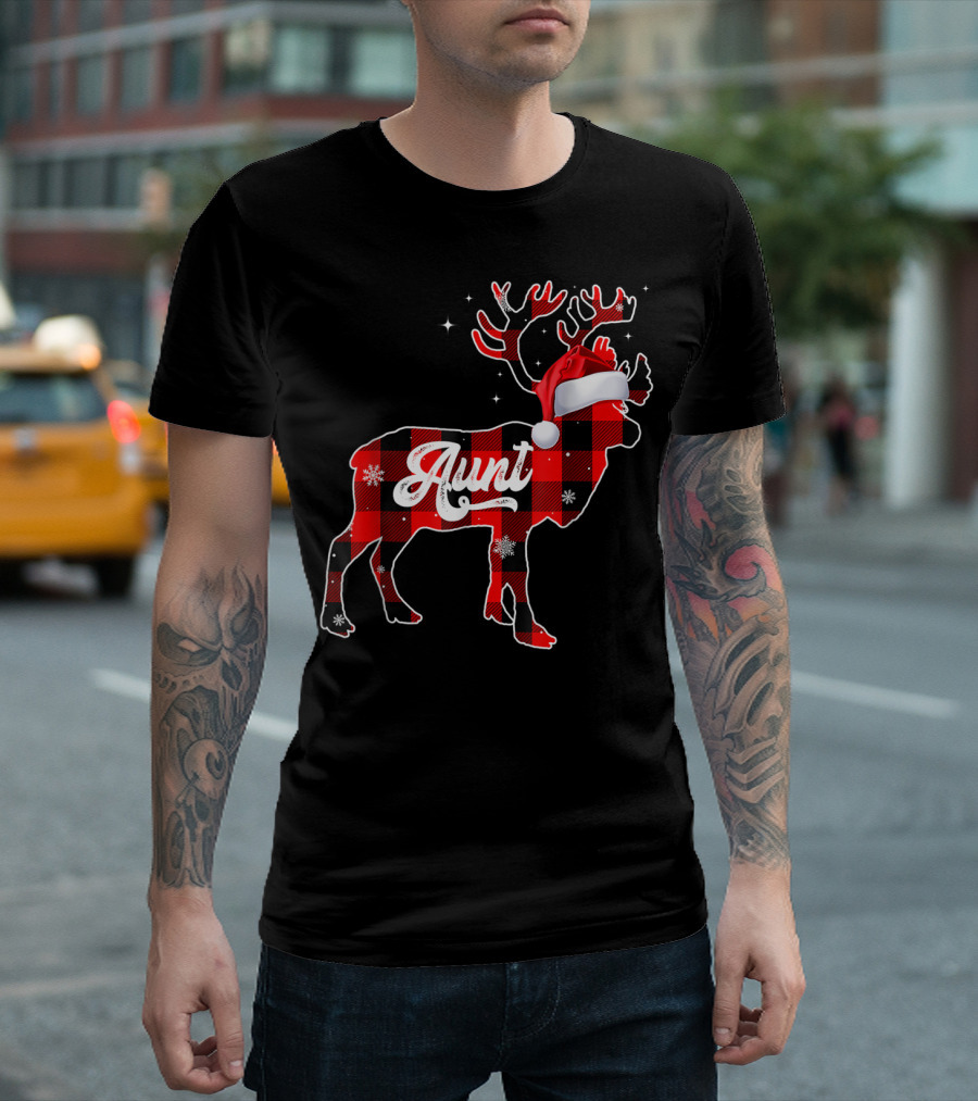 Aunt Deer Christmas Red Plaid Family Matching Santa Hat T-Shirt