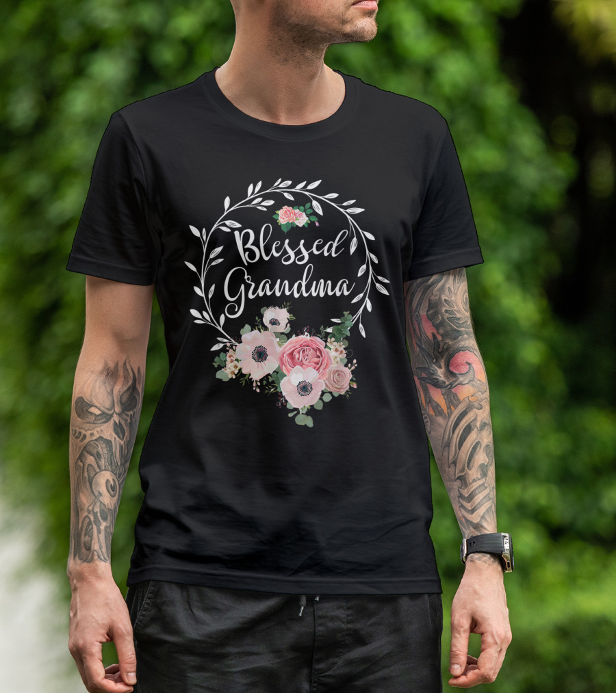 Blessed Grandma Floral Heart With Leaves And Pink Flowers T-Shirt