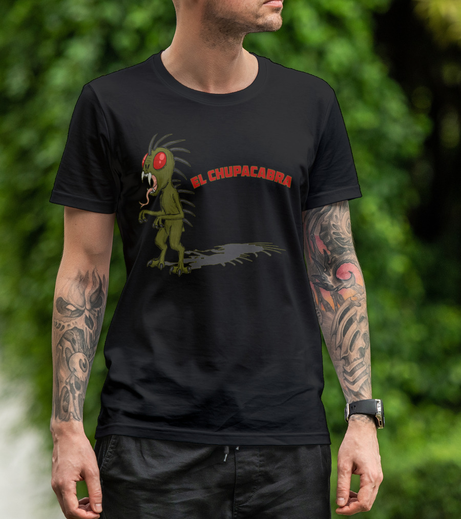 El Chupacabra Stands Fangs Bared Red Eyes Scary T-Shirt
