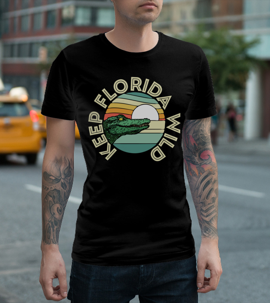 Keep Florida Wild Alligator Retro 80's Style Sunset Stripes T-Shirt