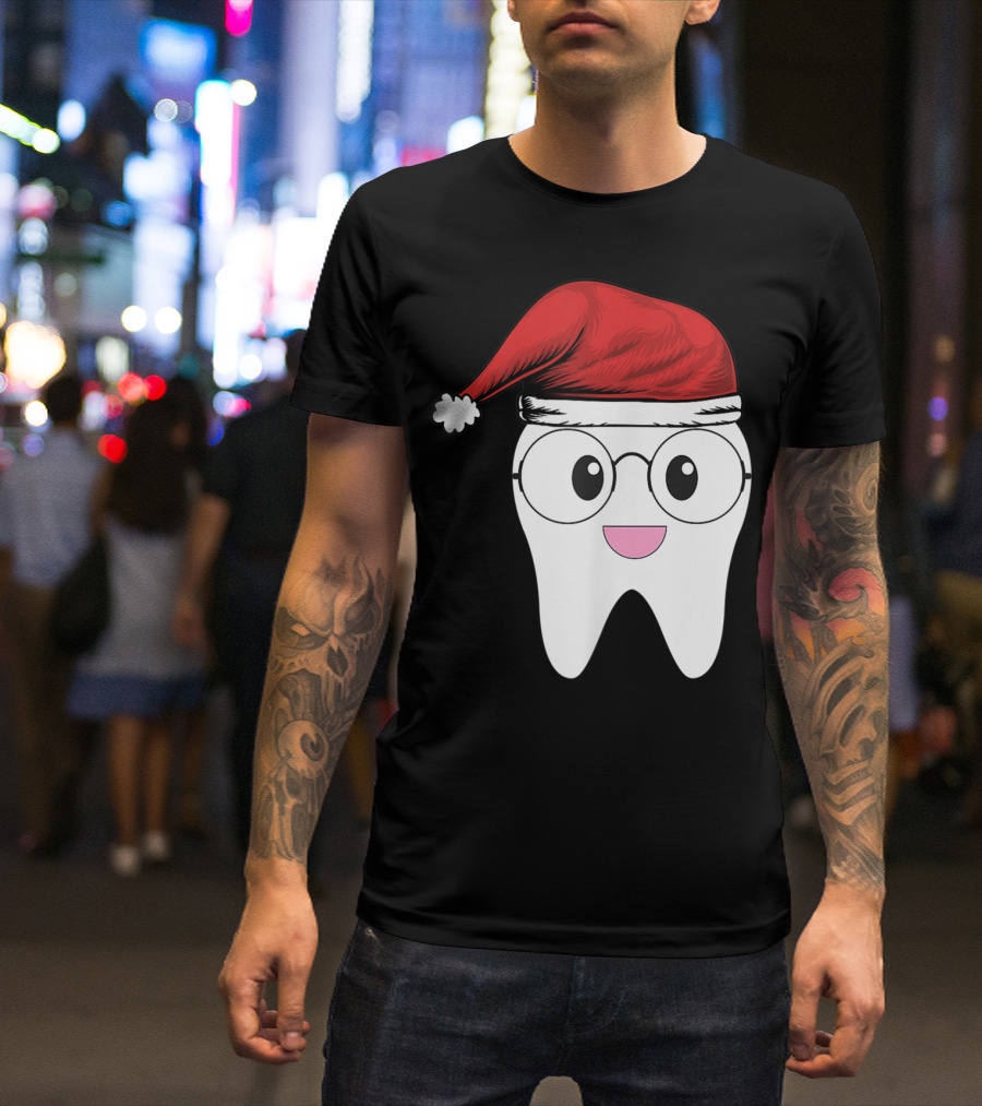 Funny White Tooth Dentist Christmas Santa Hat Dentistry T-Shirt