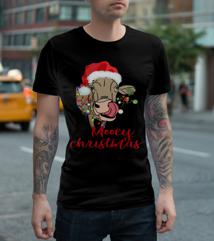 Mooey Christmas Cow Santa Hat Lights T-Shirt