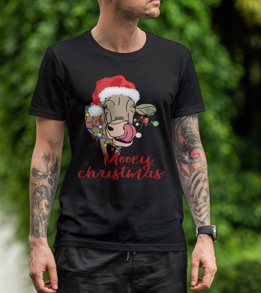 Mooey Christmas Cow Santa Hat Lights T-Shirt