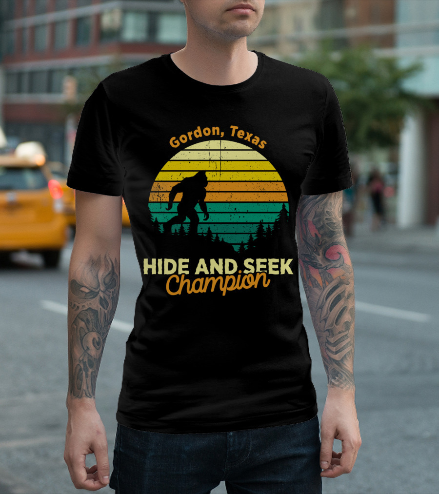 Gordon Texas Retro Bigfoot Hide and Seek Champion T-Shirt