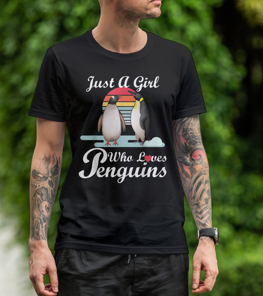 Just A Girl Who Loves Penguins Vintage Sunset T-Shirt