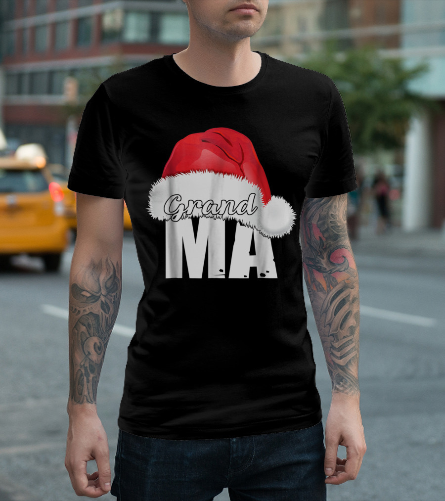 Grandma Christmas Santa Hat Family T-Shirt