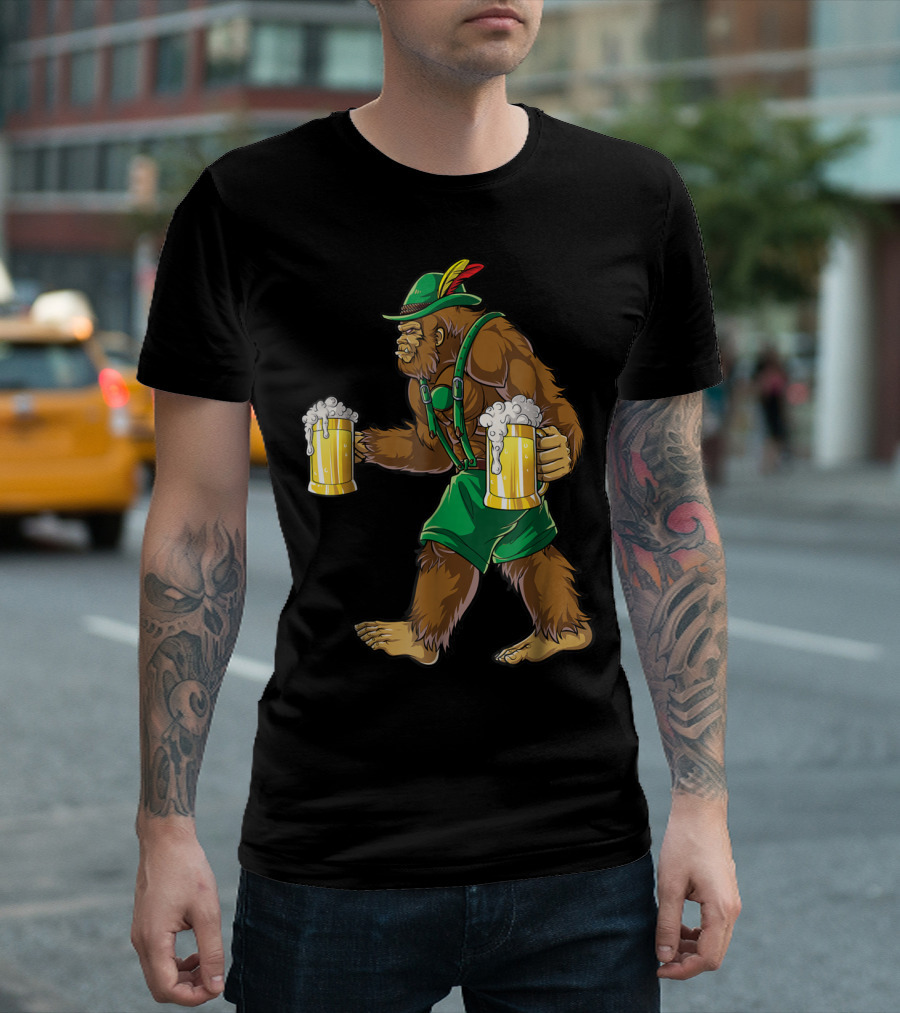 Bigfoot in Lederhosen Oktoberfest Prost Beer with Two Mugs T-Shirt