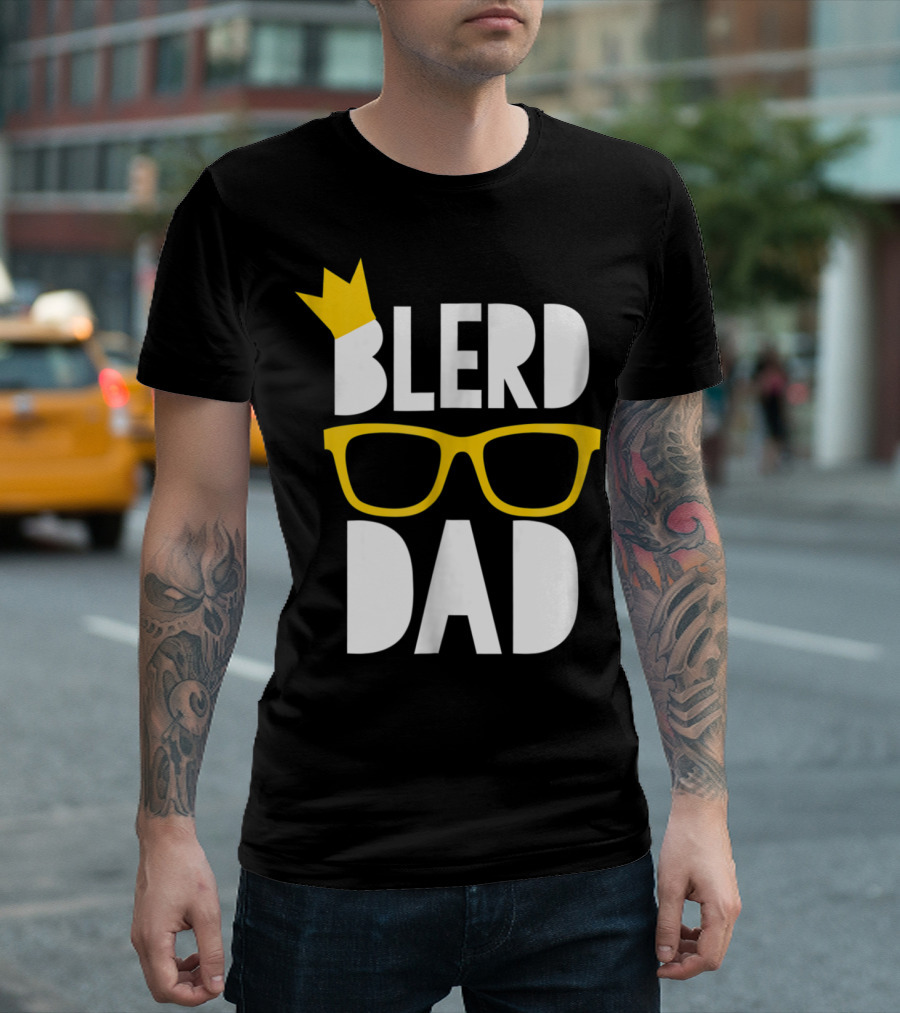Blerd Dad Yellow Geeky Glasses Crown Black Nerd Dad T-Shirt