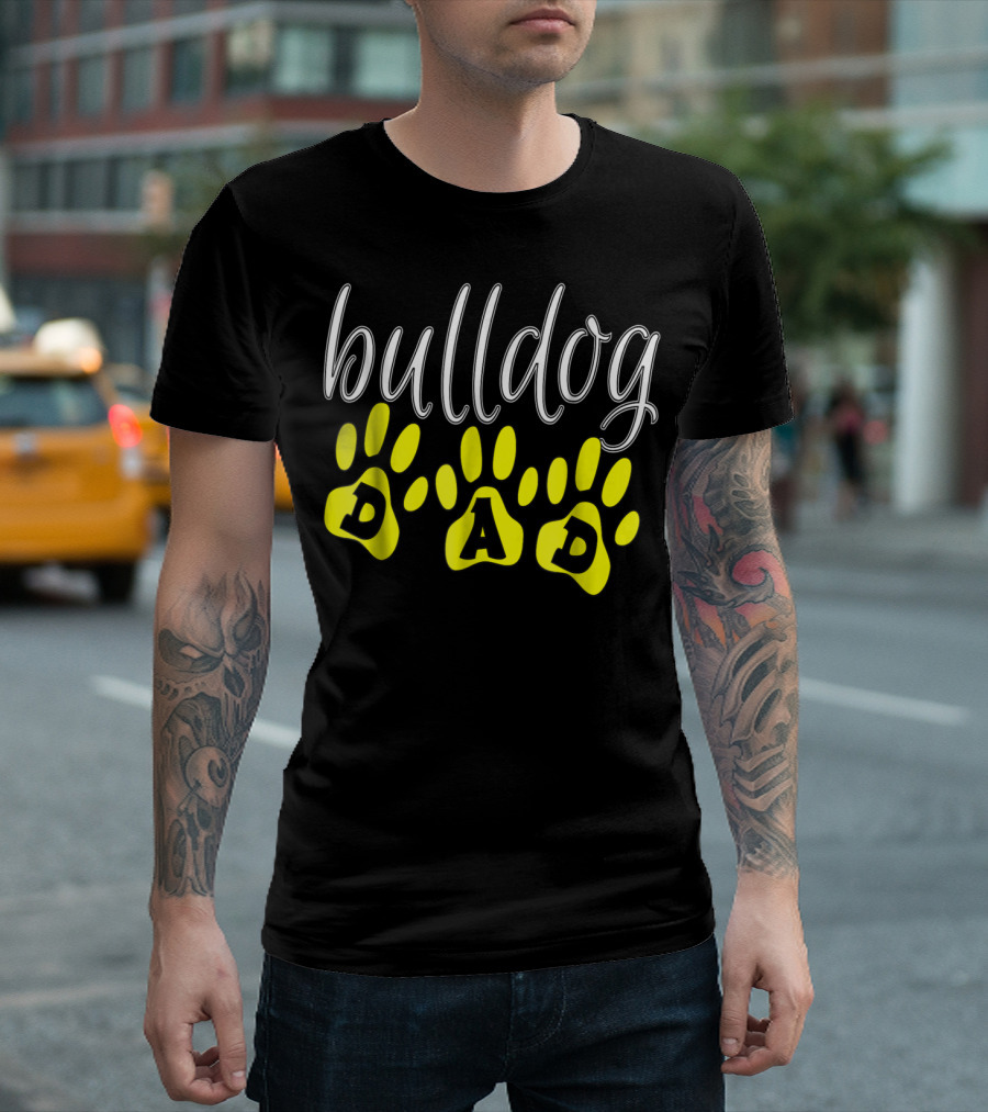 Bulldog Dad Paw Print Cute Puppy Lover T-Shirt