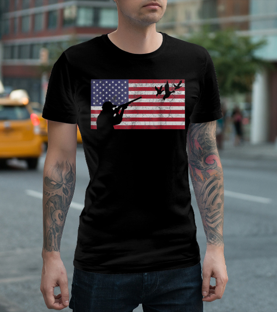 American Flag Goose Hunter Dad Silhouette with Flying Geese T-Shirt