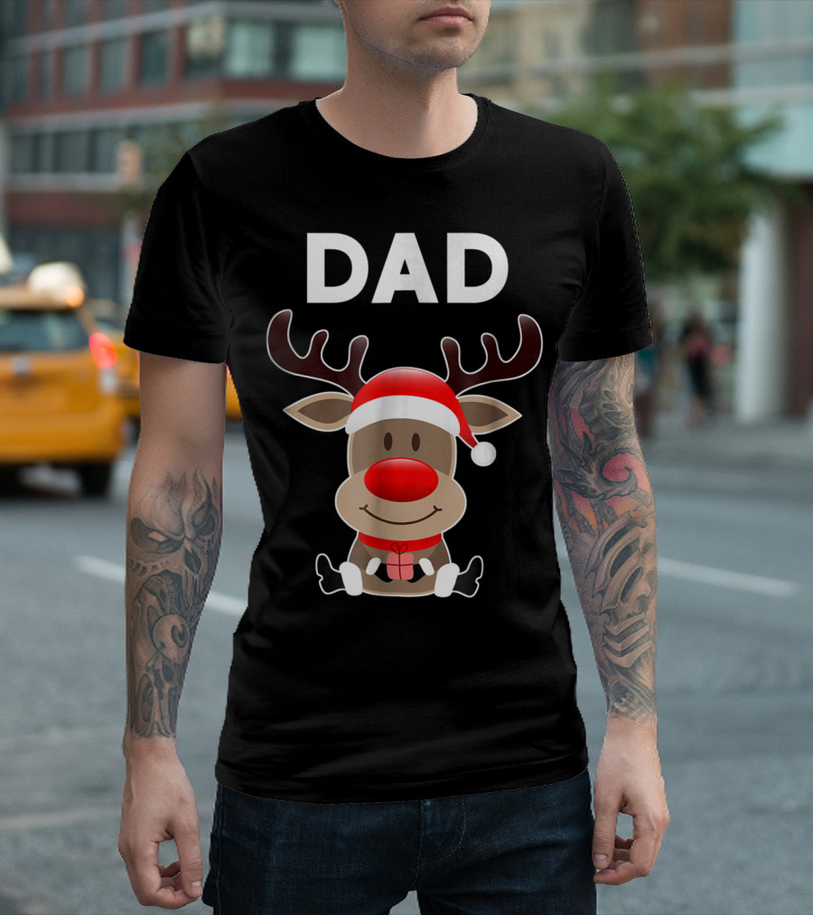 Dad Christmas Reindeer with Santa Hat and Gift T-Shirt