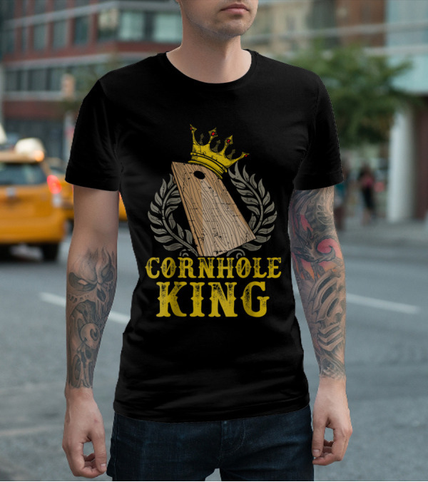 Cornhole King Bean Bag Game Summer Dad Papa18 Crown Laurel Wreath T-Shirt