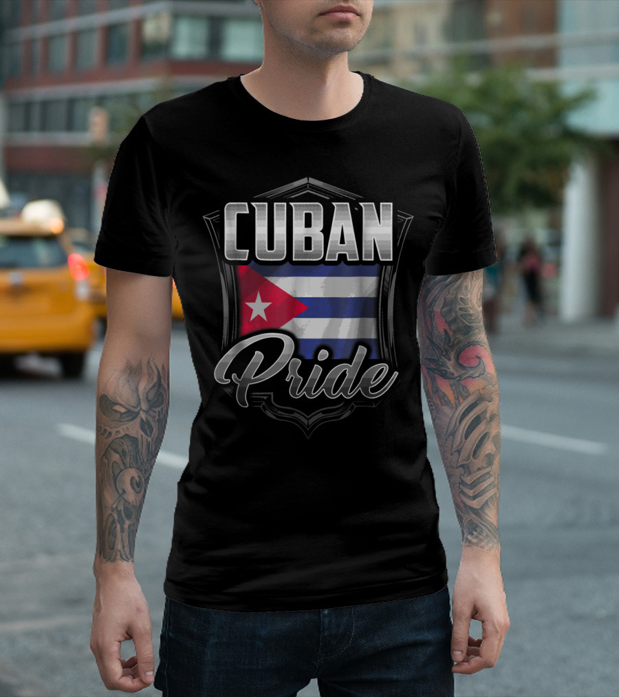 Cuban Pride Cuba Flag Shield Heritage Roots Dad Family 43 T-Shirt