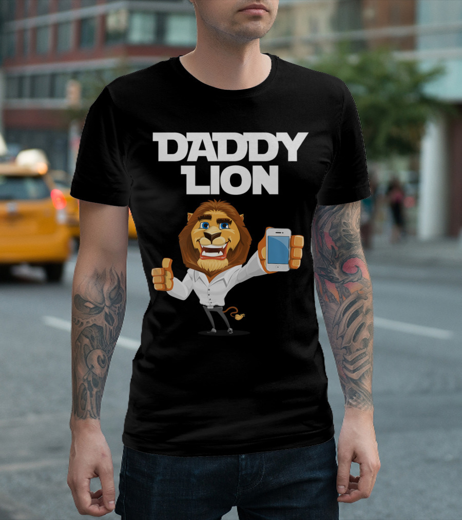 Daddy Lion Daddy Dad Lion Thumbs Up Smartphone T-Shirt