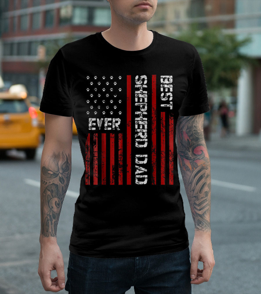 BEST SHEPHERD DAD EVER American Flag Paw Prints T-Shirt