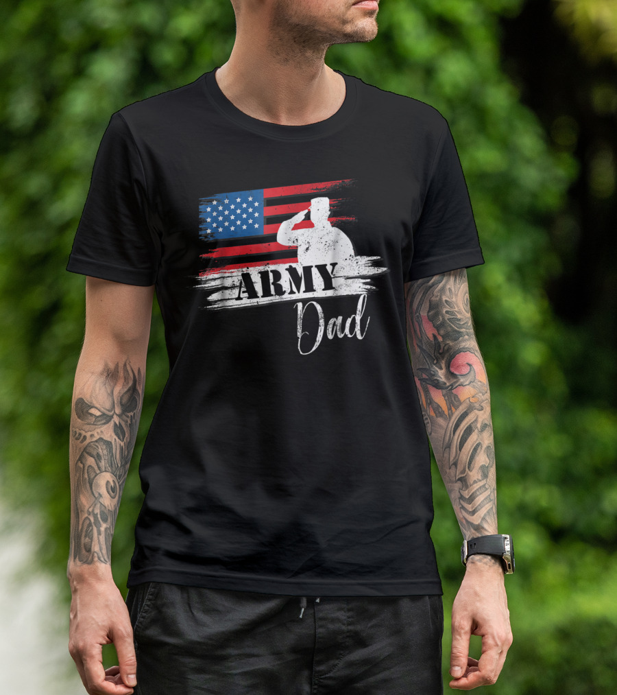 Patriotic Veteran Army Dad Saluting US Flag T-Shirt